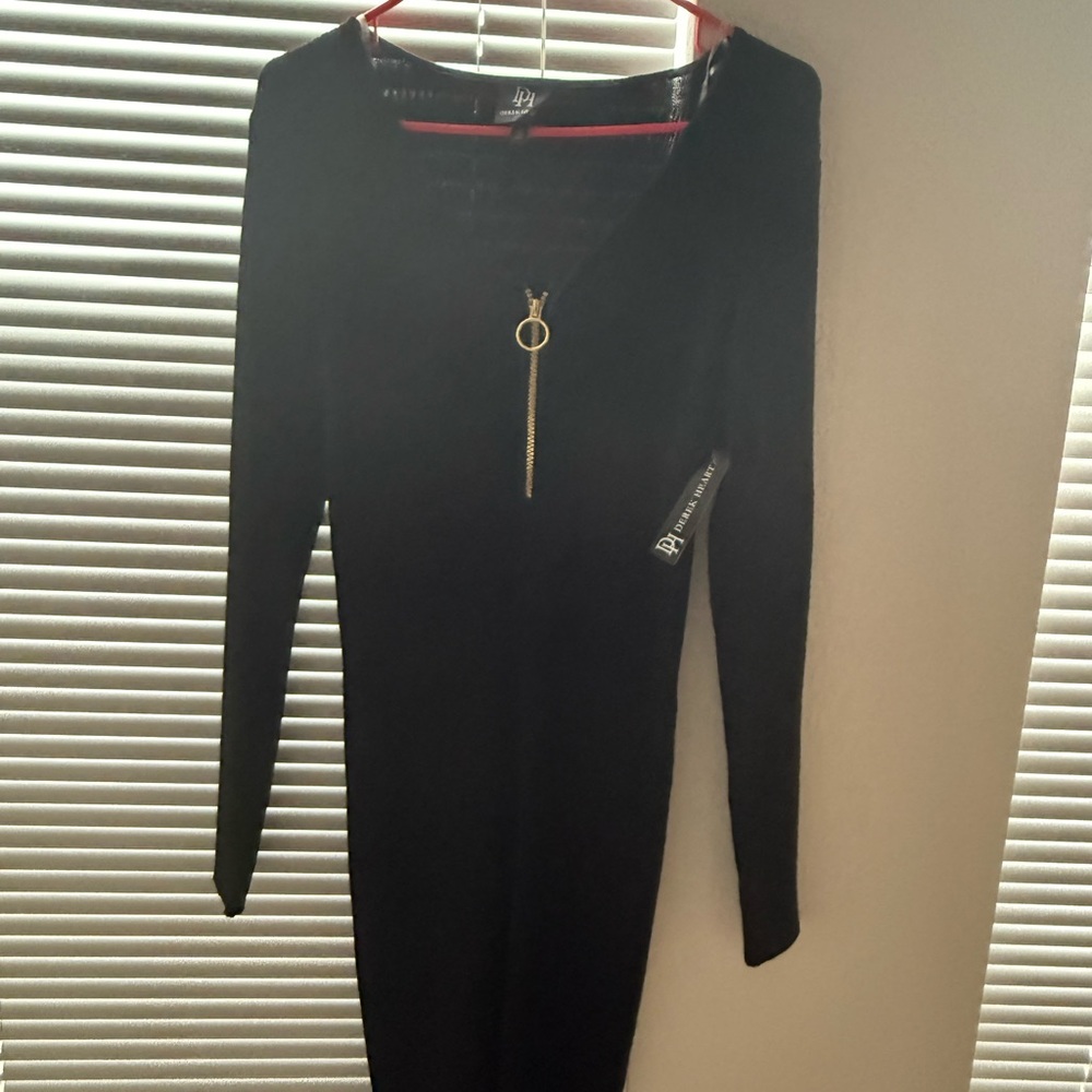 Elegant Black Zipper Dress